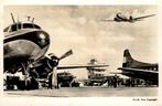 Amsterdam Schiphol KLM Vliegtuigen # 599, Verzamelen, Ansichtkaarten | Nederland, Verzenden, 1940 tot 1960, Gelopen, Noord-Holland