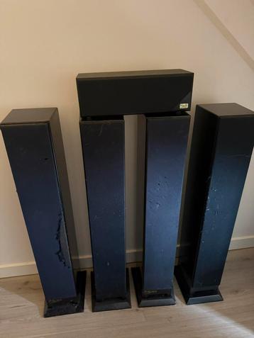 Elipson Orphée speakerset – 4 zuilspeakers + center speaker beschikbaar voor biedingen