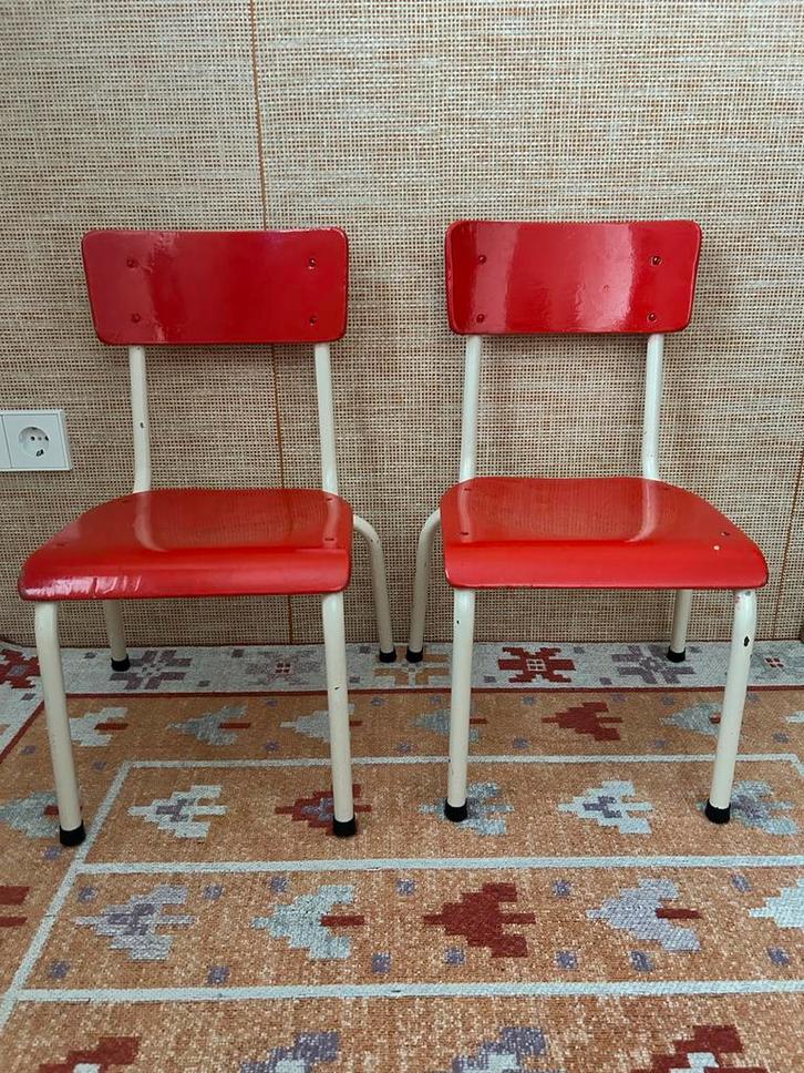 2 Vintage Kinderstoeltjes, Kinderen en Baby's, Kinderkamer | Tafels en Stoelen, Gebruikt, Stoel(en), Ophalen of Verzenden