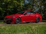 Alfa Romeo Giulia 2.9 V6 Quadrifoglio | Manual | 2e eigenaar, Auto's, Alfa Romeo, Gebruikt, 510 pk, Bedrijf, Handgeschakeld