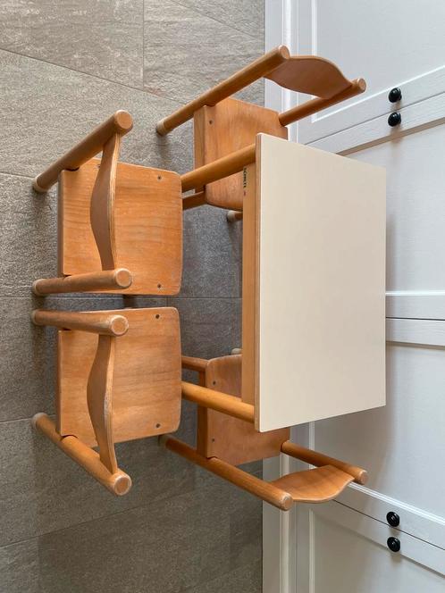 Schilte tafel stoel bureau, Kinderen en Baby's, Kinderkamer | Tafels en Stoelen, Gebruikt, Tafel(s) en Stoel(en), Ophalen