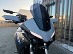 Yamaha Tracer 7 - 2023 - Volledige Akrapovic uitlaat - A2, Motoren, Motoren | Yamaha, 700 cc, 2 cilinders, Bedrijf, LED Verlichting