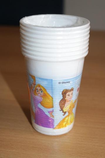 8 plastic Disney prinsessen bekertjes nieuw beschikbaar voor biedingen