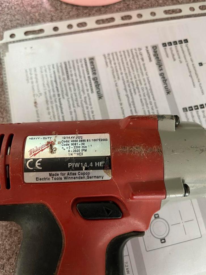 Milwaukee Boor/Schroefmachine + Extra Accu, Doe-het-zelf en Verbouw, Gereedschap | Machine-onderdelen en Toebehoren, Gebruikt