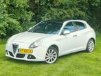 Alfa Romeo Giulietta 1.4T TCT 2012 Navi - Zwart Leder, Auto's, 65 €/maand, 1280 kg, 4 cilinders, 19 km/l