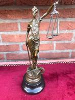 bronzen kwaliteitsbeeldje, VROUWE JUSTITIA, 24 cm hoog, Ophalen of Verzenden, Brons