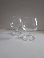 Twee cognacglazen / mid-century borrelglaasjes met motief, Ophalen, Huis en Inrichting