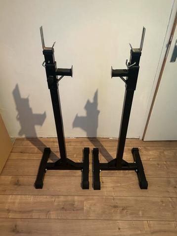 Verstelbare Squat Rek / Bankdruk Steunen beschikbaar voor biedingen