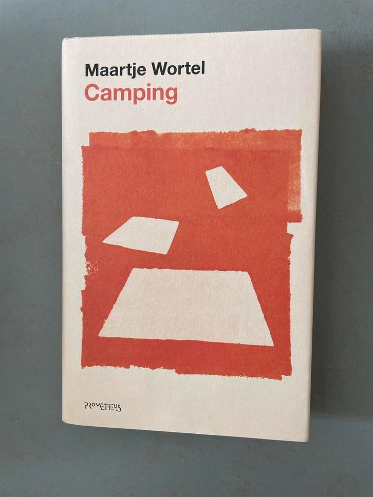Camping - Maartje Wortel - Zo goed als nieuw, Boeken, Literatuur, Zo goed als nieuw, Nederland, Ophalen of Verzenden
