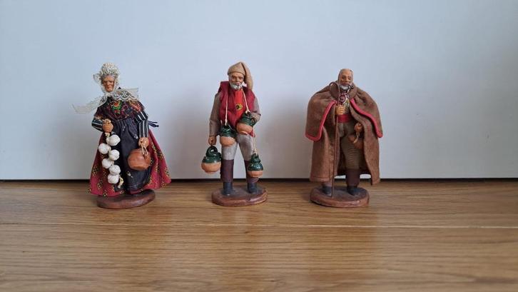 3 x handgemaakte (Franse) M. Chave Aubagne beeldjes, Verzamelen, Beelden en Beeldjes, Zo goed als nieuw, Mens, Ophalen of Verzenden