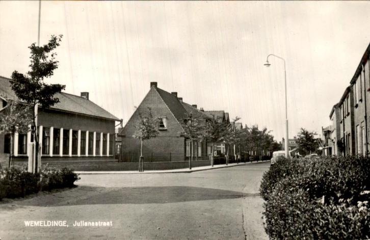 Wemeldinge- Julianastraat, Verzamelen, Ansichtkaarten | Nederland, Gelopen, Zeeland, Voor 1920, Ophalen of Verzenden