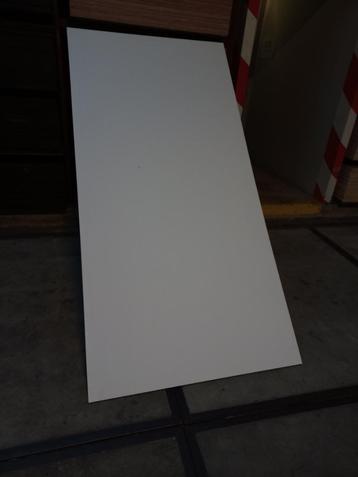 Okoume Multiplex gegrond 1220x2500 beschikbaar voor biedingen