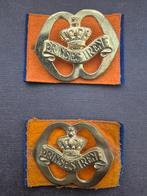 Baretembleem 2x Fuseliers Prinses Irene, Verzamelen, Militaria | Algemeen, Ophalen of Verzenden, Landmacht, Nederland, Embleem of Badge