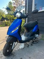 Piaggio Zip met Power1 LED Rekje laag windscherm alarm, Ophalen, Zip, Zo goed als nieuw, Benzine