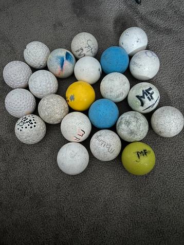 Partij hockeyballen beschikbaar voor biedingen