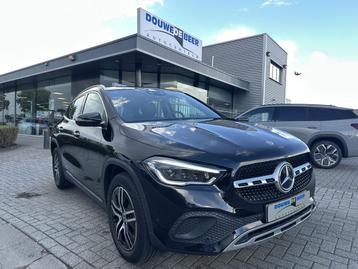 Mercedes-Benz GLA 180 Business Solution Luxury Pano-Dak | Tr beschikbaar voor biedingen