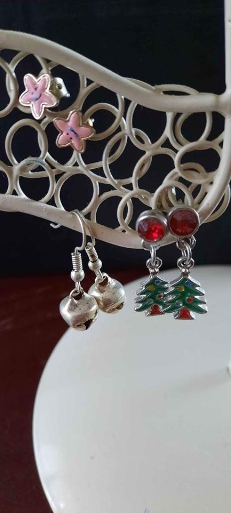 Kerst oorbellen, Diversen, Kerst, Zo goed als nieuw, Ophalen of Verzenden