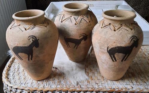 Vintage handgemaakte aardewerk potten vazen drie stuks, Huis en Inrichting, Woonaccessoires | Vazen, Zo goed als nieuw, Overige kleuren