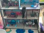 LOL huis met veel accessoires, Kinderen en Baby's, Speelgoed | Poppenhuizen, Ophalen, Zo goed als nieuw, Poppenhuis