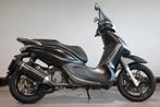 Piaggio BEVERLY 350 SPORT ABS (bj 2017), Motoren, Scooter, Bedrijf, 12 t/m 35 kW