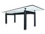 LC6 Eettafel Le Corbusier (Cassina) - Mat Glas, Ophalen, Gebruikt, Design, 50 tot 100 cm