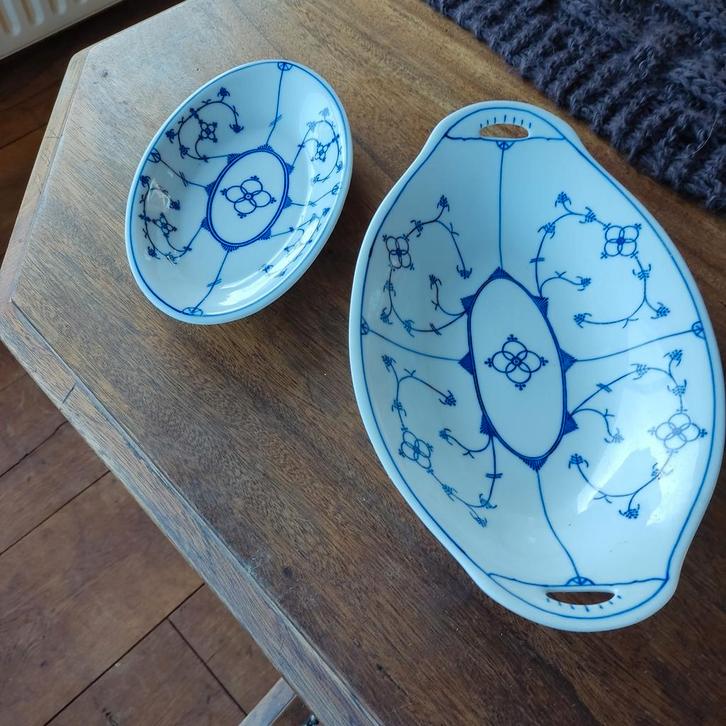 Saksisch Blauw (Jäger) schalen. Als nieuw., Antiek en Kunst, Antiek | Porselein, Ophalen