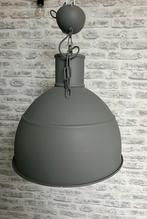 Industriële hanglamp grijs, Ophalen, Zo goed als nieuw