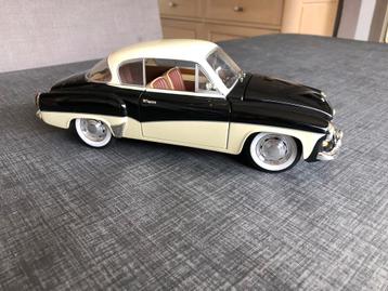Revell 1/18 wartburg zwart-wit zonder doos beschikbaar voor biedingen