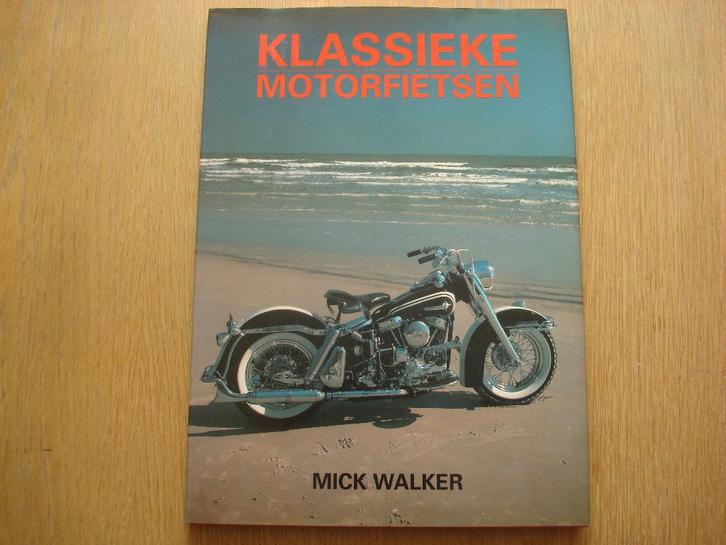 Boek Klassieke motorfietsen, Boeken, Motoren, Zo goed als nieuw, Merk of Model, Ophalen of Verzenden