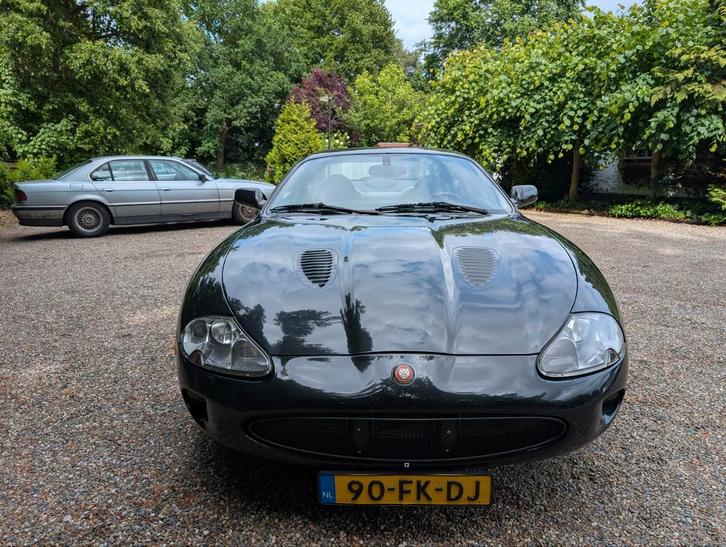 Jaguar XK XKR 4.0 Supercharged Coupe 2000 technisch 100%, Auto's, Jaguar, Particulier, XK, ABS, Airbags, Airconditioning, Boordcomputer