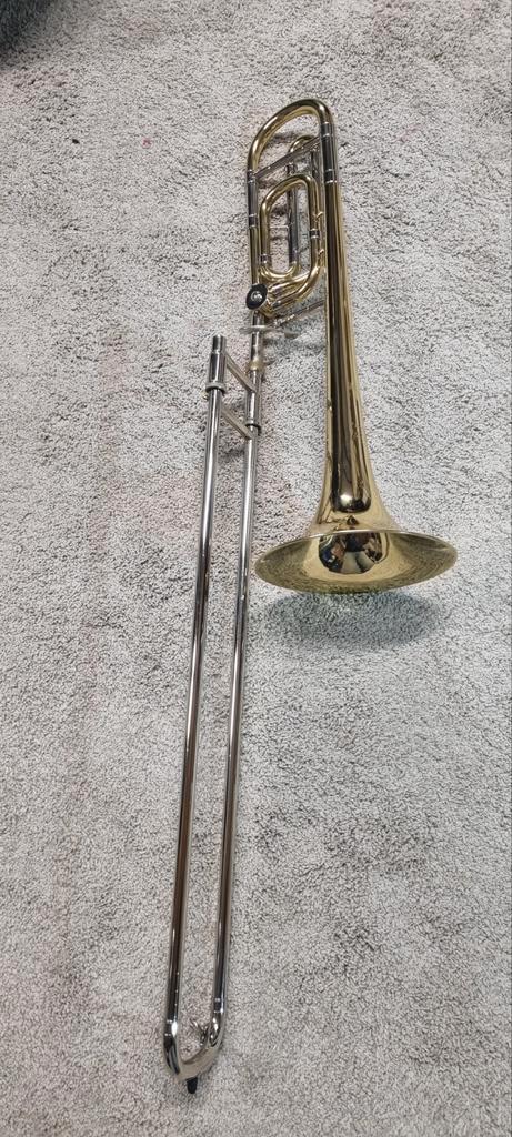 Vincent bach 42 elkhart tenortrombone, Muziek en Instrumenten, Blaasinstrumenten | Trombones, Gebruikt, Ophalen of Verzenden