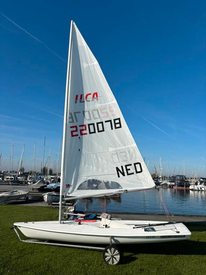 Laser/ILCA 220078 van 1e eigenaar, Watersport en Boten, Open zeilboten, Zo goed als nieuw, Laser, 3 tot 6 meter, Polyester, Geen motor