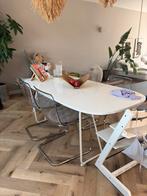 GRATIS Eetkamer tafel ophalen. Veel krassen op jet plaat., Huis en Inrichting, Ophalen, Gebruikt