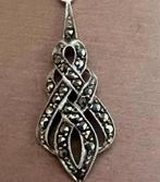 Antieke zilveren ketting met hanger, Ophalen of Verzenden, Zilver, Ketting