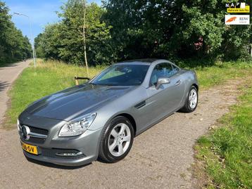 Mercedes-Benz SLK-klasse 200 CarbonLOOK Edition PANORAMADAK  beschikbaar voor biedingen