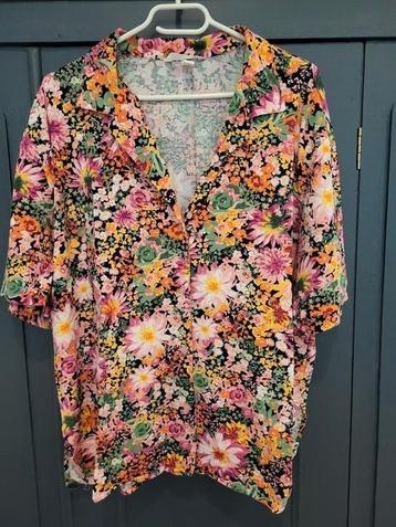 prachtige vrolijke blouse h&m maat xxl praktisch nieuw!!! beschikbaar voor biedingen