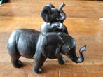 Modern beeld: Olifant met jong - 22cm, Ophalen of Verzenden, Zo goed als nieuw, Beton, Dierenbeeld