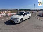 Toyota Auris Touring Sports 1.8 Hybrid Lease Pro Clima.Navi., Gebruikt, 4 cilinders, Leder en Stof, Wit
