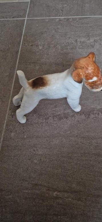 Porseleinen Terrier Beeldje beschikbaar voor biedingen