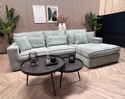 Hippe Ribstof Hoekbank / Loungebank - Mint Groen - 280 x 195, Huis en Inrichting, Banken | Bankstellen, Zo goed als nieuw, Hoekbank