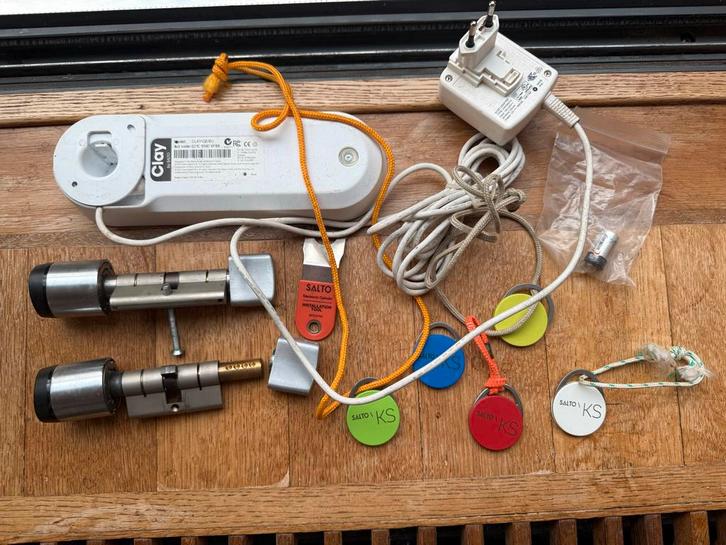 Salto toegangscontrolesysteem., Huis en Inrichting, Overige Huis en Inrichting, Ophalen of Verzenden