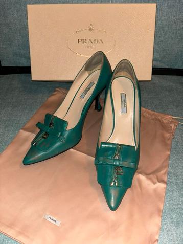 Prada Calzature Donna Vitello Vintage 40,5, zeer goede staat beschikbaar voor biedingen