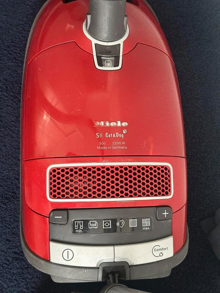 Miele S8 2200 watt, Witgoed en Apparatuur, Stofzuigers, Gebruikt, 2000 watt of meer, Ophalen of Verzenden