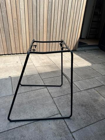 Barkruk onderstel Hay ? Nieuw en zeer mooi beschikbaar voor biedingen