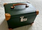 GLOBE-TROTTER GREEN CENTENARY JEWELLERY CASE, Sieraden, Tassen en Uiterlijk, Koffers, Ophalen, Hard kunststof, Slot, Minder dan 50 cm