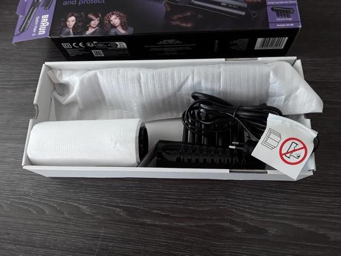 NIEUW IN DE DOOS! BRAUN STYLING HAAR FOHN + 3 OPZETBORSTELS., Sieraden, Tassen en Uiterlijk, Uiterlijk | Haarverzorging, Nieuw