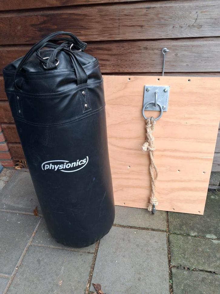 Physionics Bokszak met bevestiging en handschoenen, Sport en Fitness, Vechtsporten en Zelfverdediging, Gebruikt, Overige, Vechtsportbescherming