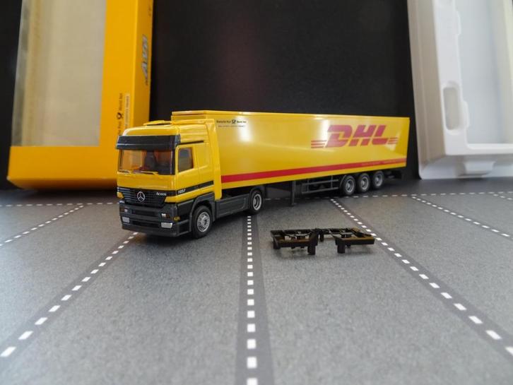 860 awm mercedes actros dhl express oplegger 1:87 truck, Hobby en Vrije tijd, Modelauto's | 1:87, Nieuw, Bus of Vrachtwagen, AWM