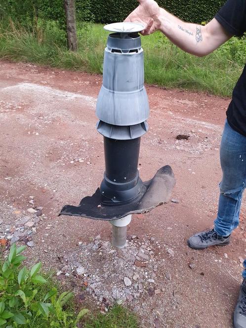 Dakdoorlaat en CV aansluiting in en uitlaat, Doe-het-zelf en Verbouw, Verwarming en Radiatoren, Gebruikt, Cv-ketel of Combi-ketel
