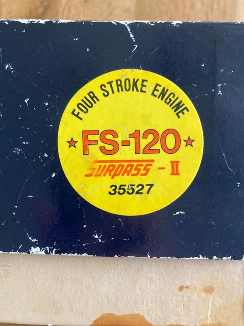 Nieuwe O.S. FS-120 Surpass - II viertakt glow motor., Hobby en Vrije tijd, Modelbouw | Radiografisch | Vliegtuigen, Nieuw, Nitro